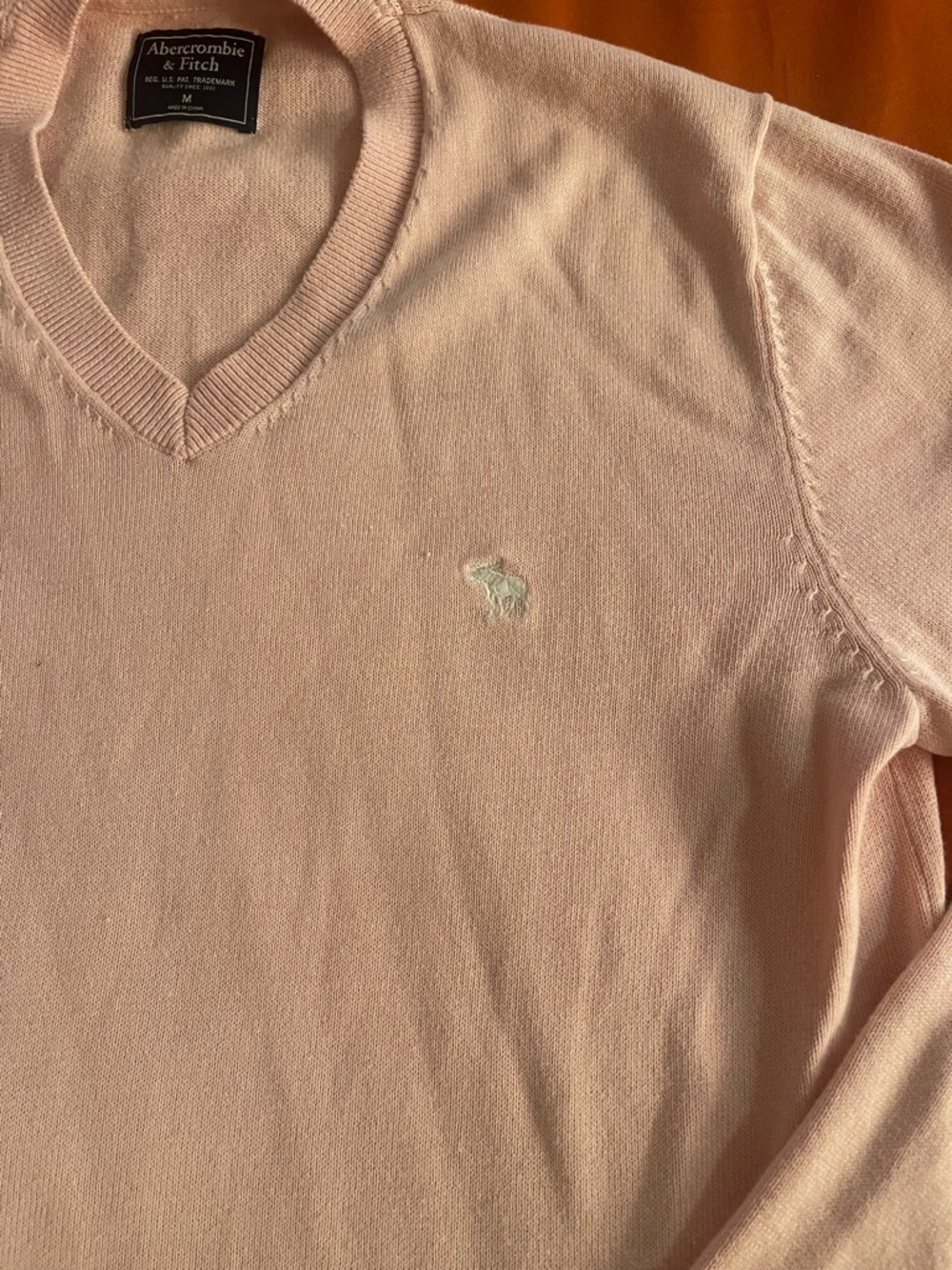 Abercrombie & Fitch Light Pink V-Neck Knit Sweater